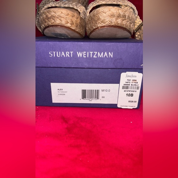 Stuart Weitzman Alex Gilt Crochet - Picture 2 of 5